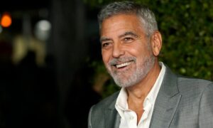 Ο Τζορτζ Κλούνεϊ αναφέρθηκε πρόσφατα σε δηλώσεις του στη ληστεία στο Λούβρο