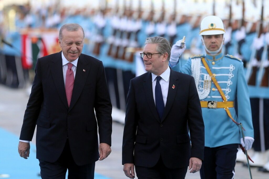 251027192248_starmer_erdogan