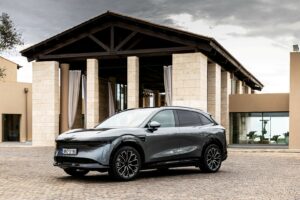 Οδηγούμε τα νέα μοντέλα της Zeekr μέχρι το Costa Navarino