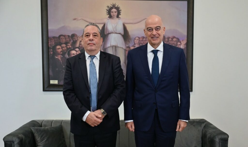 Νίκος Δένδιας: Η αμυντική συνεργασία Ελλάδας-Κύπρου και το ευρωπαϊκό πρόγραμμα SAFE στο επίκεντρο της συνάντησης με Πάλμα