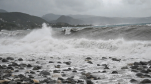 Με 300 χλμ/ώρα πλήττει την Τζαμάικα ο τυφώνας Μελίσσα - Ο ισχυρότερος που πέρασε από τη χώρα - Βίντεο