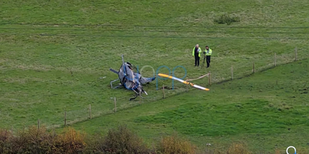 Ένας νεκρός στην Αγγλία μετά από συντριβή ελικοπτέρου σε χωράφι