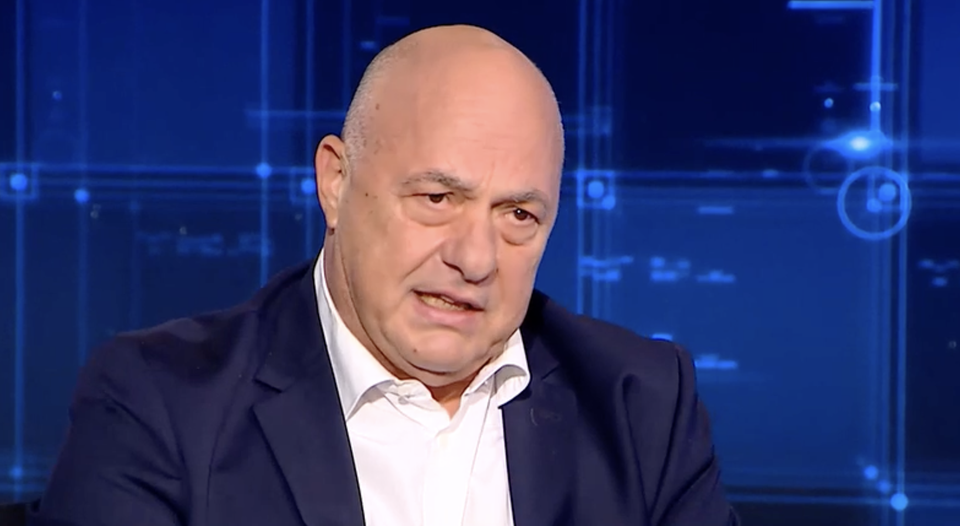 251031101443_1fd71d10-d4bf-4294-89bb-259605176ef2