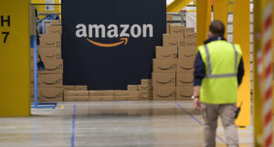 Amazon: Ανακοίνωσε περικοπές 14.000 θέσεων εργασίας λόγω ΑΙ