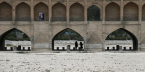 Υπέρ της μεταφοράς της πρωτεύουσας του Ιράν στο νότο, ο πρόεδρος της χώρας