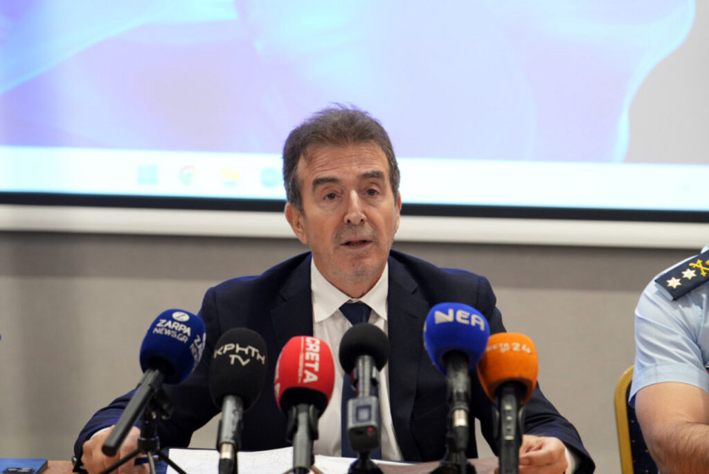 Μιχάλης Χρυσοχοΐδης: Προανήγγειλε αυστηροποίηση της νομοθεσίας για τα όπλα