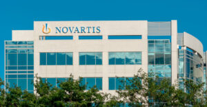 Novartis στο Εφετείο: Διεκόπη για τις 10 Νοεμβρίου η δίκη των Δεστεμπασίδη-Μαραγγέλη