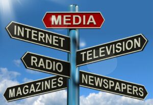 Προς δημιουργία μεγάλων και ισχυρών ομίλων στα media, με ξεκάθαρη πολιτική και επιχειρηματική ταυτότητα, υπέρ του ενός ή του άλλου συστήματος και με δυνατότητα αυτόνομης εισαγωγής στο Χρηματιστήριο!