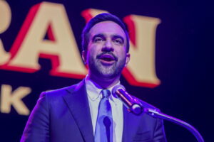 Αμερικανοί influencers κατηγορούν ψευδώς τον Μαμντάνι ότι συνδέεται με το ISIS