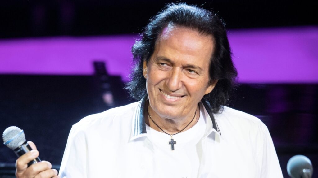 251108102102_pasxalis