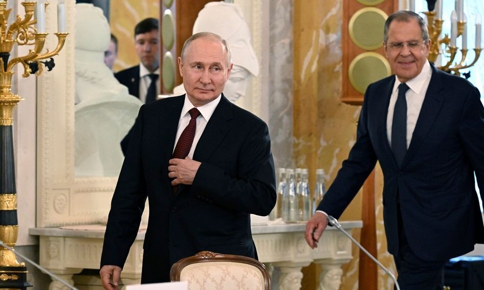 251108103209_76bcb181-putin-lavrof