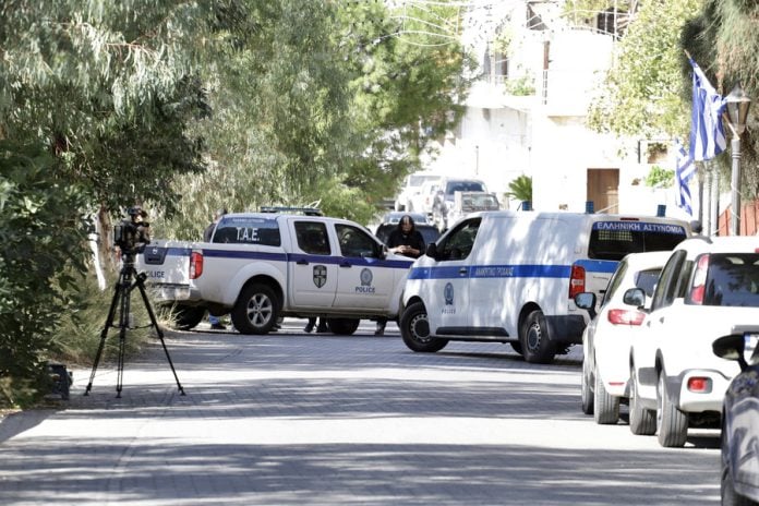 Μακελειό Βοριζίων: Ο γαμπρός του θύματος οδηγήθηκε στο Αστυνομικό Μέγαρο Ηρακλείου για την υπόθεση της βόμβας