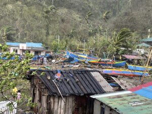 Ταϊβάν: Απομακρύνει εσπευσμένα 3.000 κατοίκους από τα σπίτια τους καθώς πλησιάζει ο τυφώνας Φουνγκ-γουόνγκ
