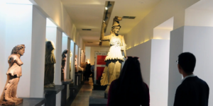 Διέρρηξαν το Εθνικό Μουσείο στη Δαμασκό της Συρίας και έκλεψαν αρχαίες ράβδους χρυσού