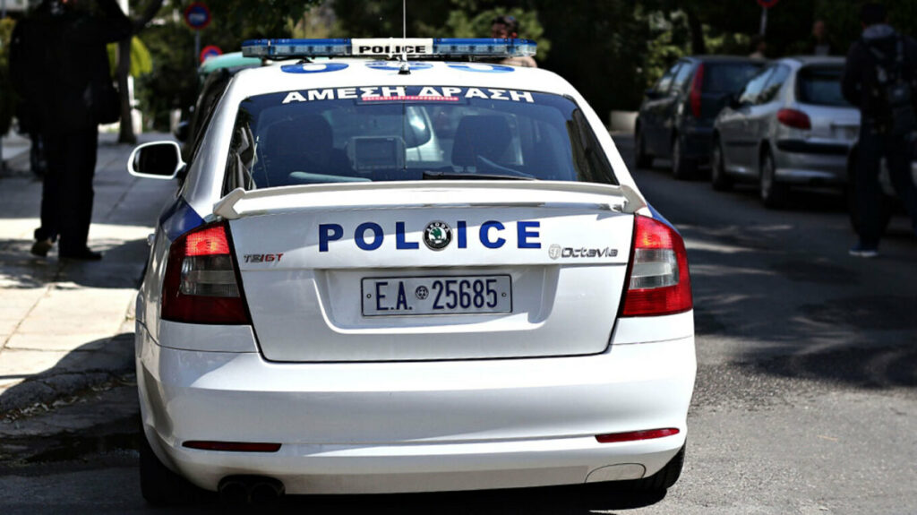 Συναγερμός στη Νίκαια: Χειροβομβίδα βρέθηκε στην αυλή του σπιτιού του αρχιφύλακα των φυλακών Κορυδαλλού