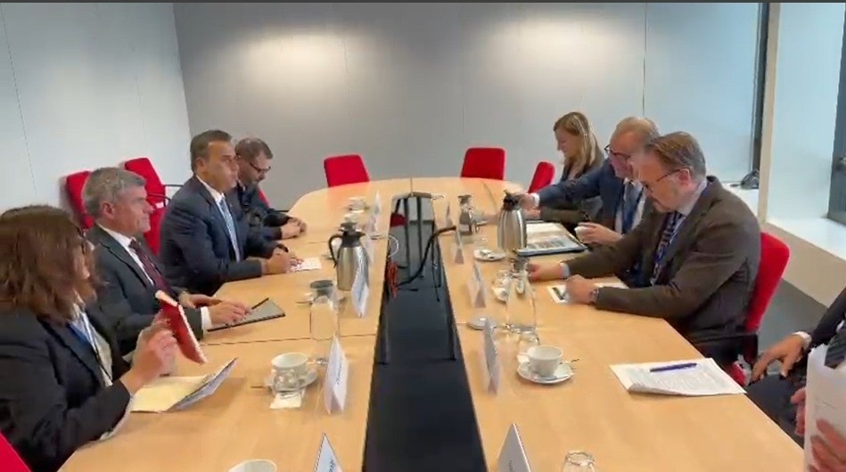 251112182157_papastavrou-4555