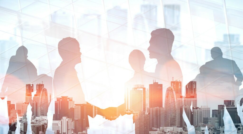 «Τα βρήκαν» σε κορυφαία επιχειρηματική οικογένεια και ο «πάγος» μεταξύ των δύο εκ των τριών κεντρικών μελών της δυναστείας «έσπασε» μετά από απομάκρυνση και ψυχρότητα των τελευταίων ετών!