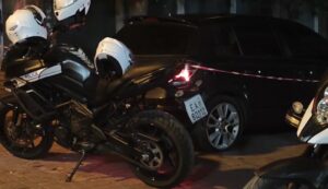 Άγιος Δημήτριος: Ανάποδα σε λεωφόρο μπήκαν οι διαρρήκτες που τραυμάτισαν αστυνομικούς για να διαφύγουν