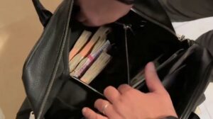 Εξάρθρωση σπείρας που σκηνοθεούσε κλοπές αυτοκινήτων για να παίρνει αποζημιώσεις – Βίντεο από την επιχείρηση της ΕΛ.ΑΣ