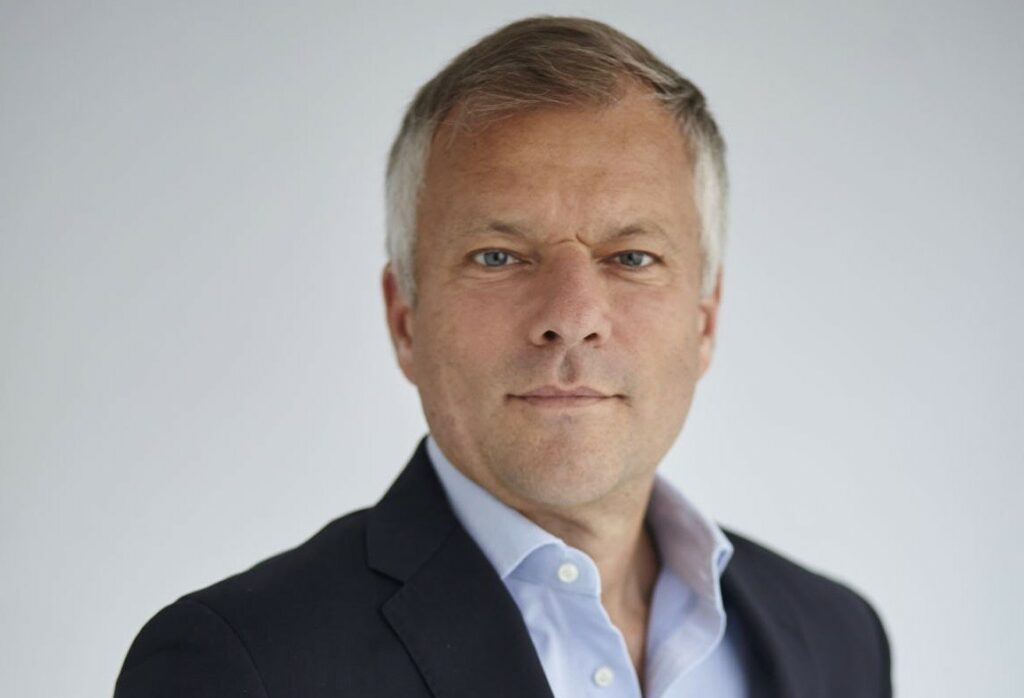 251114185913_alexandros-karafilidis-34