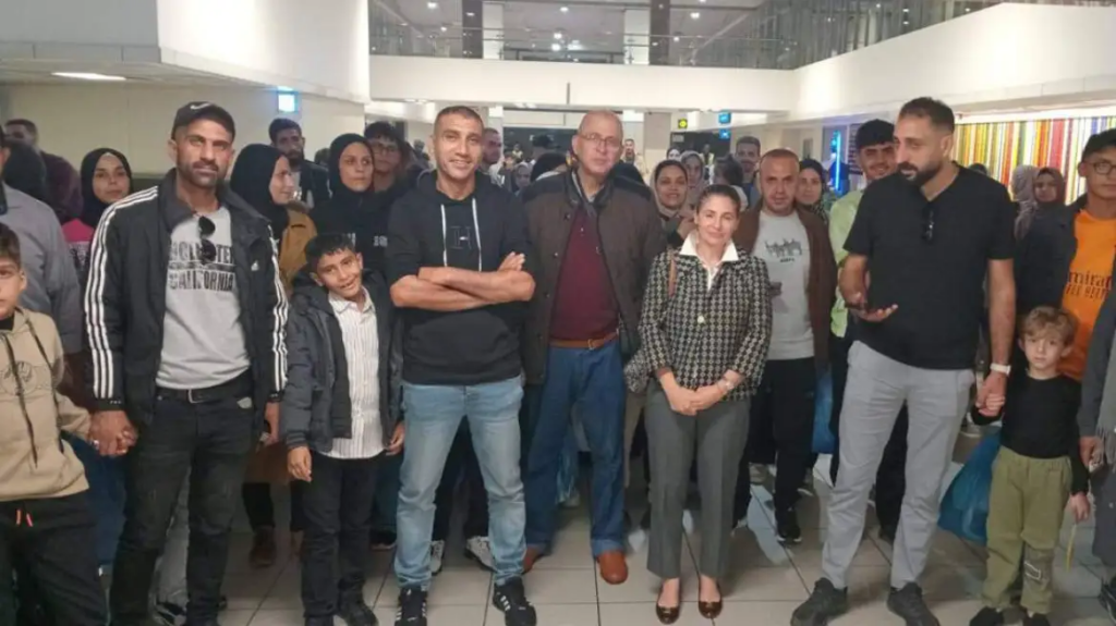 Νότια Αφρική: Μυστήριο με την άφιξη 153 Παλαιστινίων - Σκιώδης ΜΚΟ οργάνωσε το ταξίδι