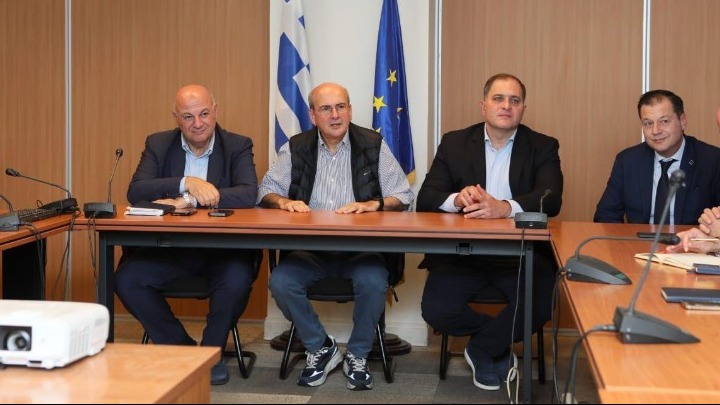 Χατζηδάκης