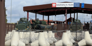 Ανοίγει δύο συνοριακά περάσματα με την Λευκορωσία η Πολωνία