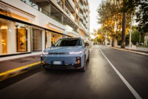 Το νέο Leapmotor B10 διαθέσιμο στην ελληνική αγορά