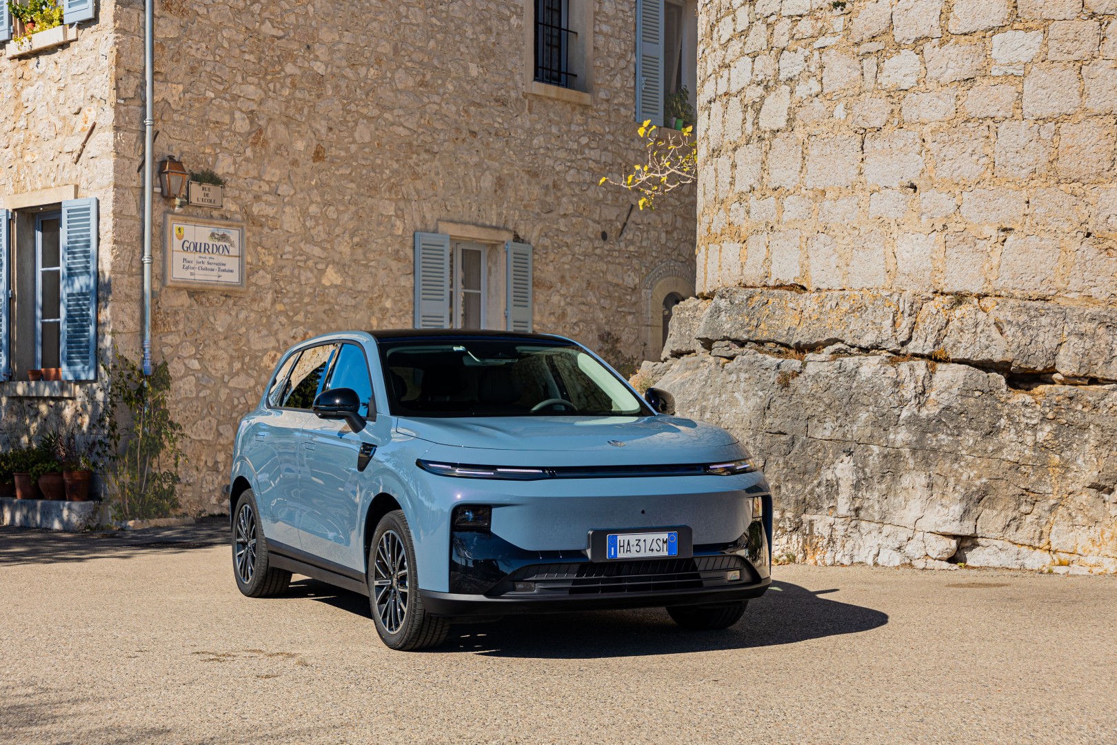 Το νέο Leapmotor B10 διαθέσιμο στην ελληνική αγορά