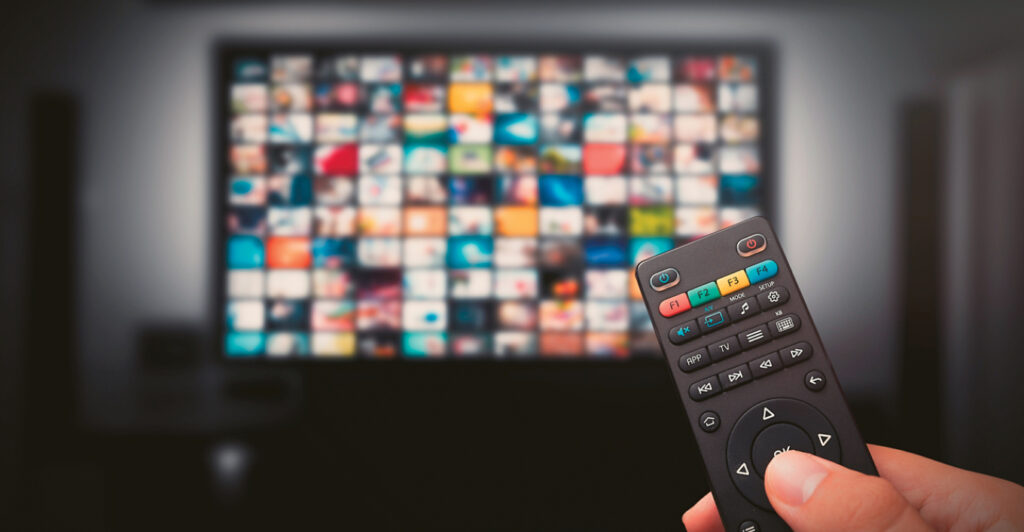 Σαντορίνη: Συλλήψεις για μεγάλο κύκλωμα πειρατείας - Χωρίς σήμα ξαφνικά ξενοδοχεία, καφετέριες και σπίτια