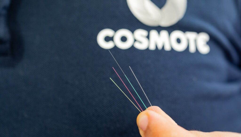 ΟΤΕ: Η πρόθεση της ΔΕΗ να μπει στην σταθερή τηλεφωνία φέρνει νέους στόχους για την Cosmote