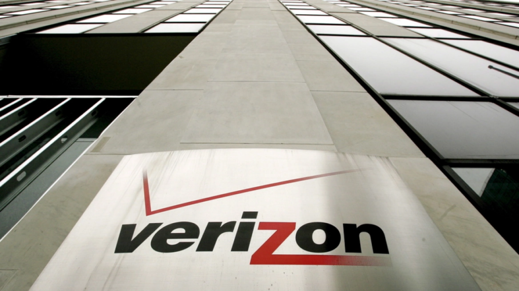 Η Verizon ανακοίνωσε ότι θα προχωρήσει σε 13.000 απολύσεις σε όλο το κόσμο