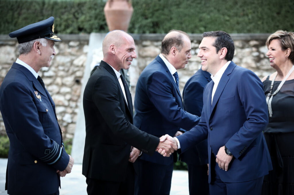 Τσίπρας για Βαρουφάκη: Δεν τον άντεχαν ούτε οι συνεργάτες του - Ήθελε να τυπώσουμε κουπόνια και του είπα «είσαι με τα καλά σου;»