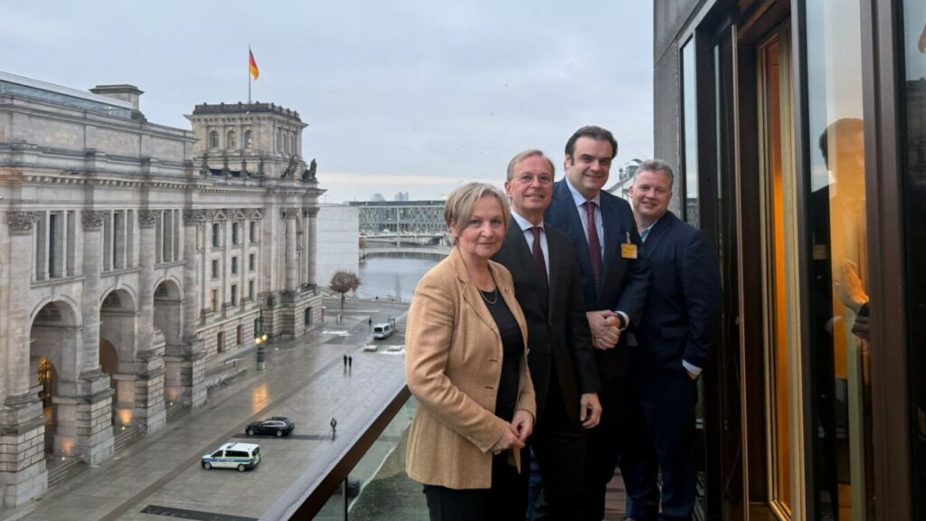 Κ. Πιερρακάκης: Θέλουμε και άλλες επενδύσεις από τη Γερμανία – Μεγάλη κατάκτηση της Ελλάδας η ψηφιακή μετάβαση