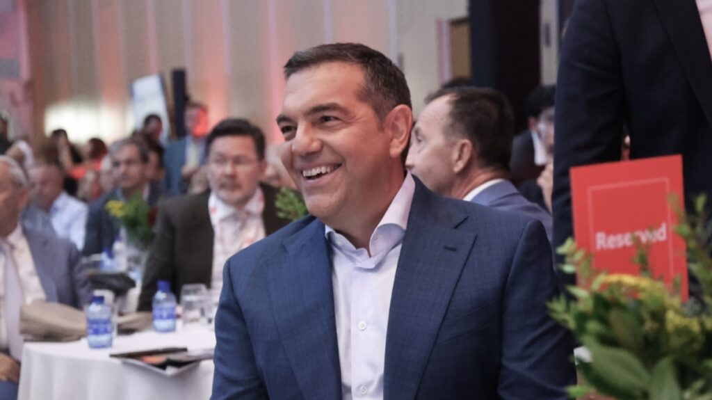 Βίντεο του Τσίπρα για την «Ιθάκη»: Πίσω από τις λέξεις κρύβεται ο Αλέξης, θα μιλήσω στις 3 Δεκέμβρη