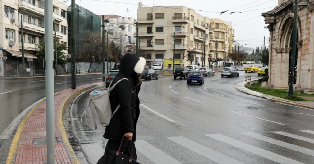 Καιρός: Με κρύο και τοπικές βροχές η εβδομάδα – Πτώση θερμοκρασίας προς την Πρωτοχρονιά