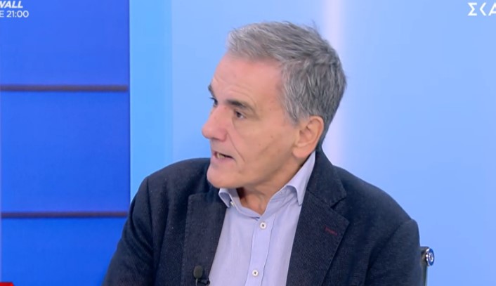 Ε. Τσακαλώτος: Ο Τσίπρας μπορεί να κουράζεται από τις κουβέντες αλλά τι να κάνουμε - Ακατανόητη η πολιτική του Ανδρουλάκη