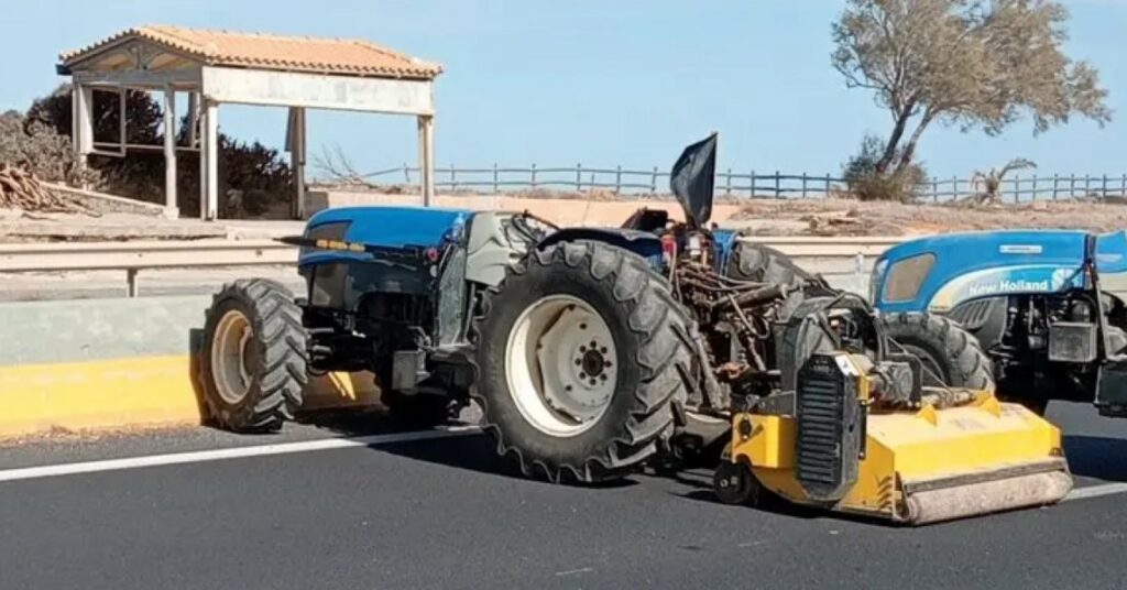 Κλείσιμο σε λιμάνια και αεροδρόμια από τις 8 Δεκεμβρίου αποφάσισαν οι αγρότες της Κρήτης