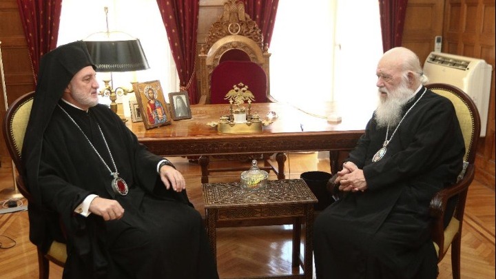 Ιερώνυμος σε Ελπιδοφόρο: Είστε ο φυσικός ηγέτης της Ομογένειας