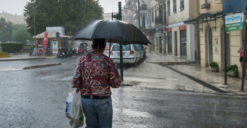 Έρχεται κακοκαιρία 72 ωρών με ισχυρές βροχές και καταιγίδες - Οι περιοχές που θα επηρεαστούν