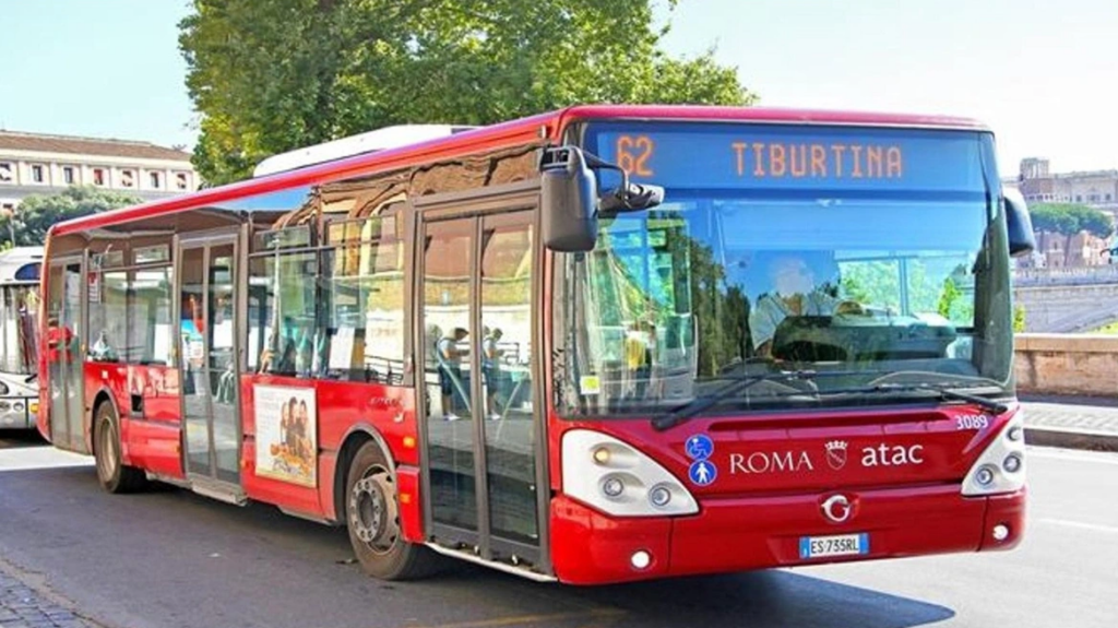 Ρώμη: Οι επιβάτες ΜΜΜ θα παίρνουν πίσω τα χρήματα τους αν υπάρξει κακή εξυπηρέτηση