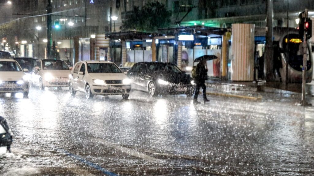 Σοβαρά προβλήματα από την κακοκαιρία Byron σε όλη την Ελλάδα: Πού είναι σήμερα κλειστά τα σχολεία