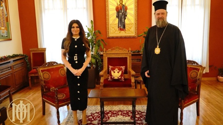 Με τον μητροπολίτη Φιλόθεο συναντήθηκε η πρέσβης των ΗΠΑ Κ. Γκίλφοϊλ