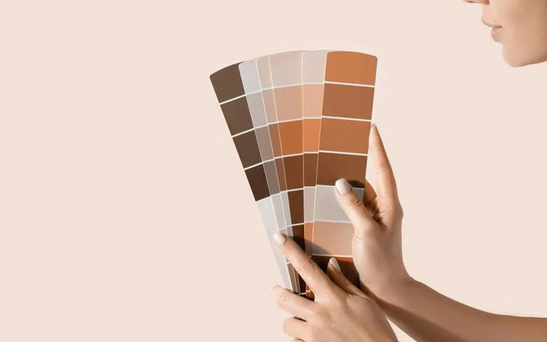 251207150155_color_pantone_shutterstock-768×480