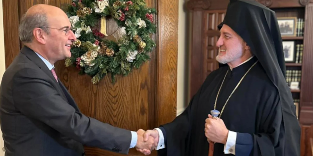 Με τον Αρχιεπίσκοπο Αμερικής Ελπιδοφόρο συναντήθηκε στις ΗΠΑ ο Κωστής Χατζηδάκης
