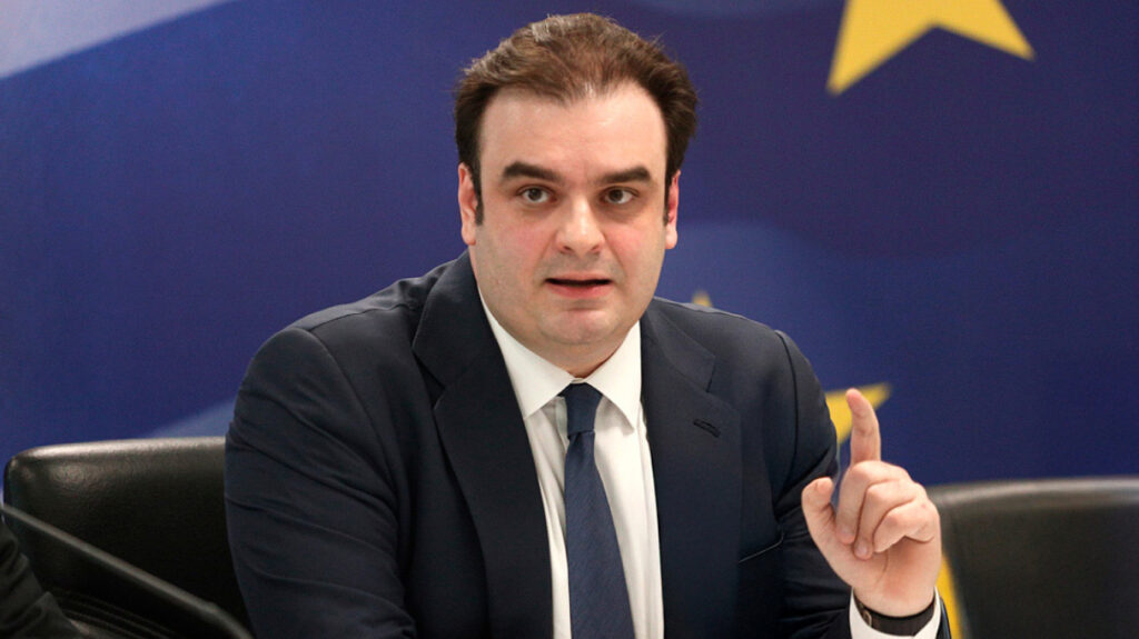 Σήμερα η ψηφοφορία για τον νέο πρόεδρο του Eurogroup: Η τακτική Πιερρακάκη και τι θα σημαίνει για την Ελλάδα η εκλογή του