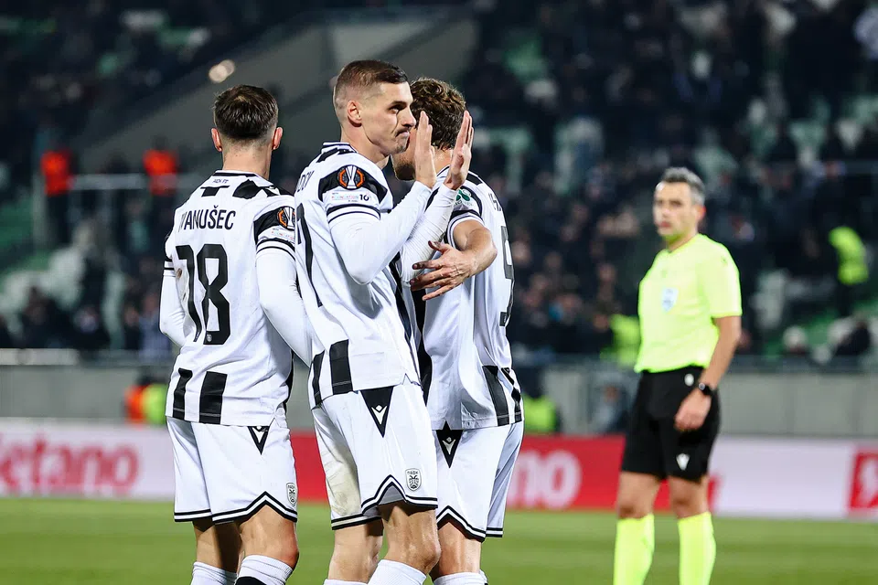 251211231749_9daf48b1-5f2d-49cc-ab1a-a3882aae7eb9