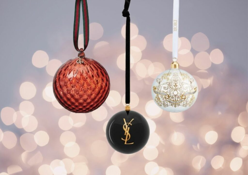 251212144726_ornaments