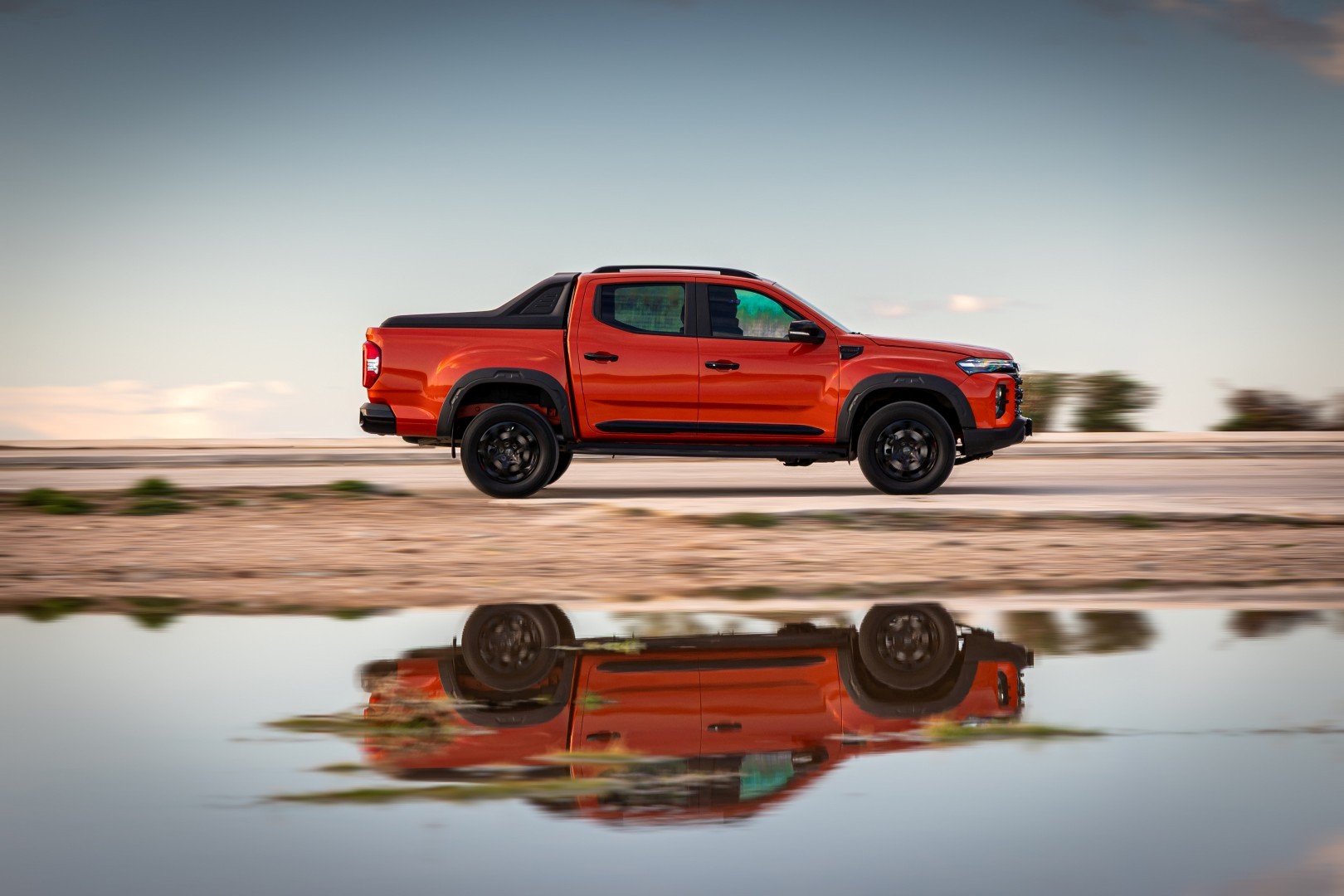 Maxus: Πρώτη γνωριμία με τα ελαφρά επαγγελματικά της στο Margi Farm