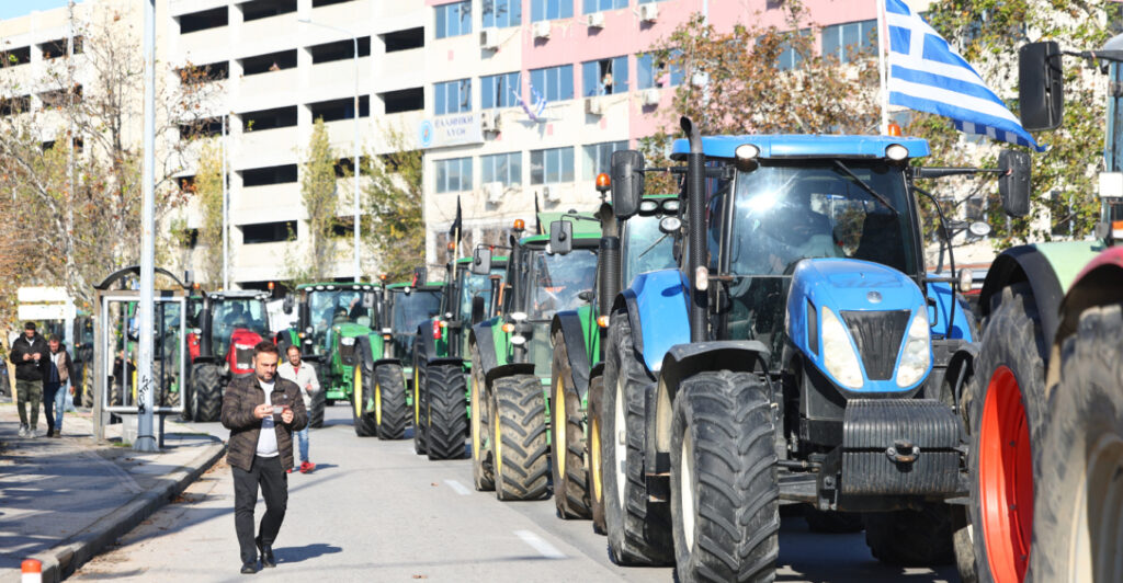 Τι λένε στην κυβέρνηση για τα αιτήματα των αγροτών: Δεν κλείνει η πόρτα του διαλόγου, έρχονται θετικά μέτρα από τον Μητσοτάκη στον προϋπολογισμό